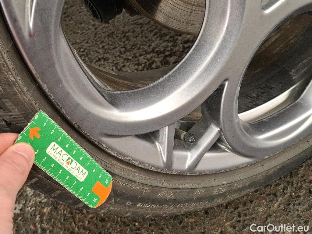  Alfa Romeo  TONALE ALFA ROMEO  / 2022 / 5P / SUV 1.3T PHEV 280 AT6 Q4 Edizione Speciale(SP) #16