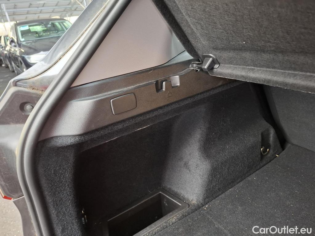  Bmw  X1 BMW  / 2019 / 5P / SUV xDrive25e xLine BVA6 #15