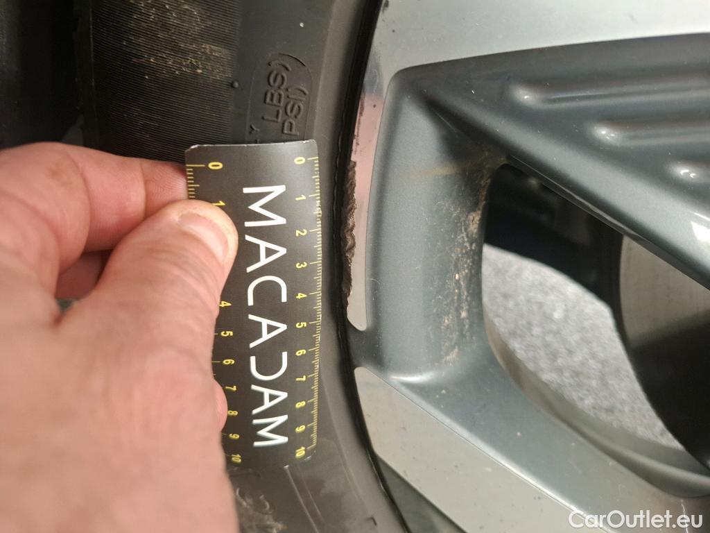  Hyundai  Tucson HYUNDAI  / 2020 / 5P / SUV 1.6 PHEV 265 HTRAC BUSINESS 4WD AUTO #21