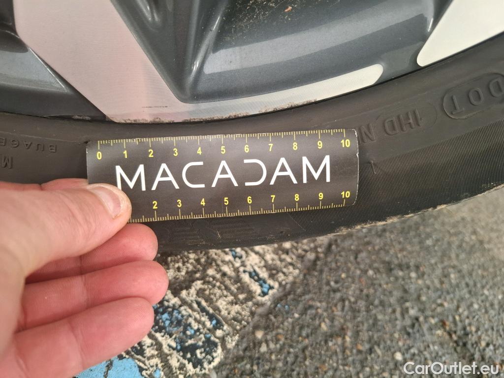  Hyundai  Tucson HYUNDAI  / 2020 / 5P / SUV 1.6 PHEV 265 HTRAC BUSINESS 4WD AUTO #19