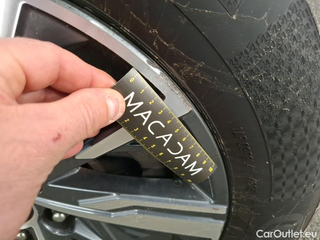  Hyundai  Tucson  Business Mild-Hybrid 2WD 1.6 CRDI 135CV BVA7 E6d #4