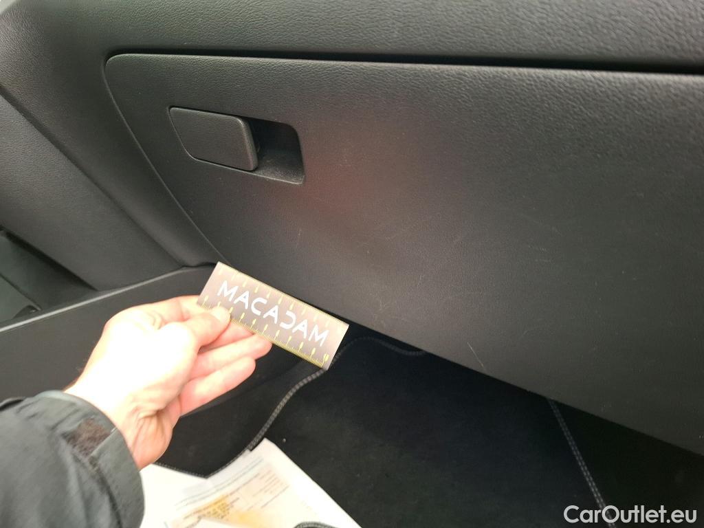  Hyundai  Konna HYUNDAI Kona / 2020 / 5P / SUV BEV 64KWH ELECTRIQUE 204CH CREATIVE #3