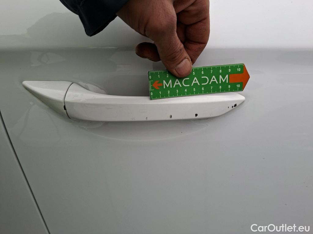  Hyundai   Ioniq Ioniq Business Hybrid 1.6 GDI 140CV BVA6 E6 #31