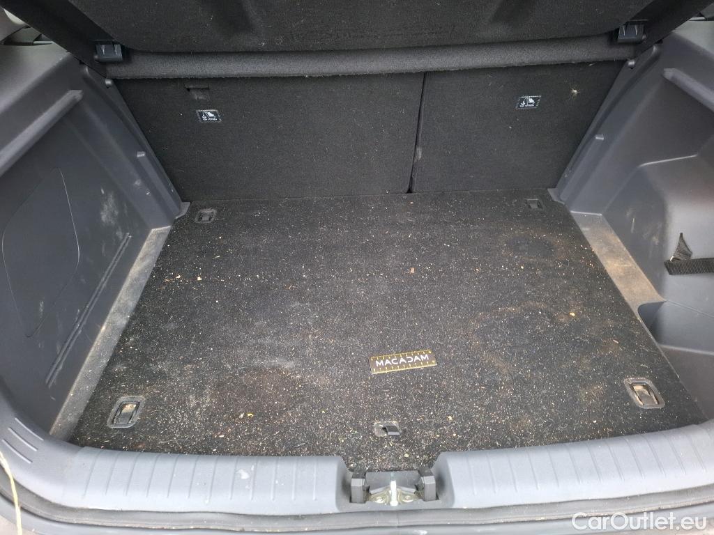  Hyundai  Bayon HYUNDAI  / 2021 / 5P / SUV 1.0 T-GDI 100 HYBRID 48V INTUITIVE #8