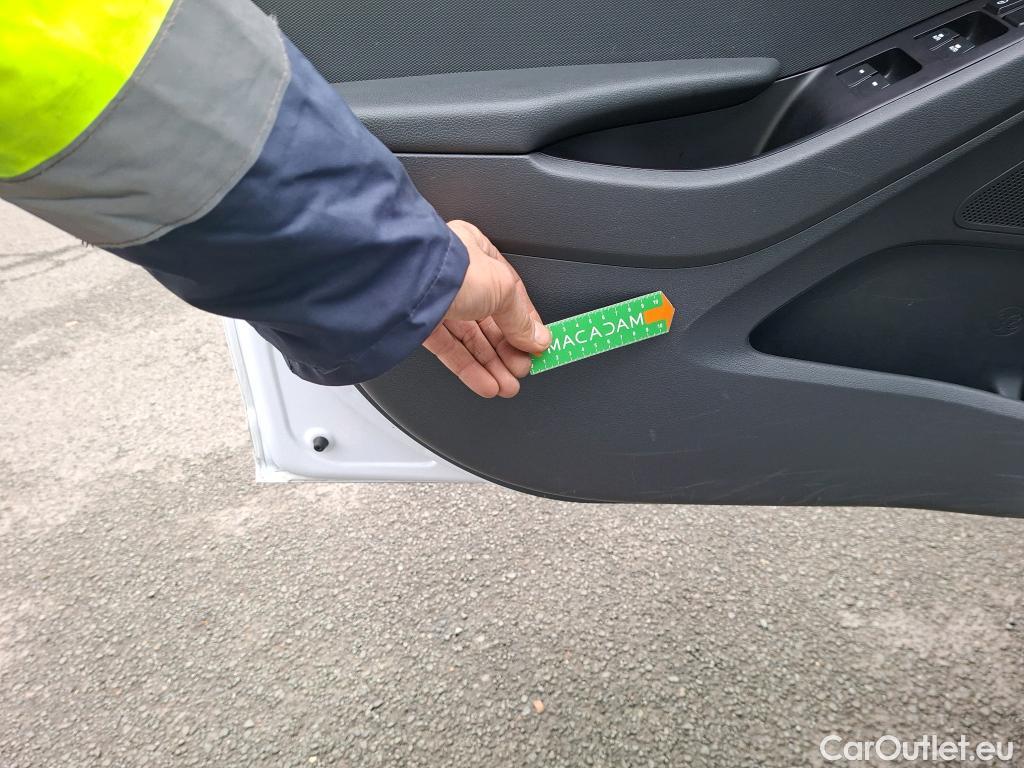  Hyundai   Ioniq Ioniq Business Hybrid 1.6 GDI 140CV BVA6 E6 #33