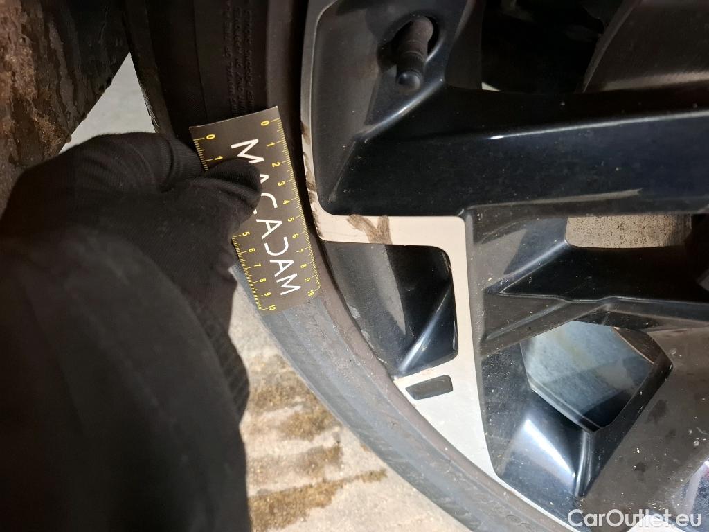  KIA  Sportage KIA  / 2021 / 5P / SUV 1.6 T-GDI 265 PHEV AUTO 4WD GT-L PREM BU #3