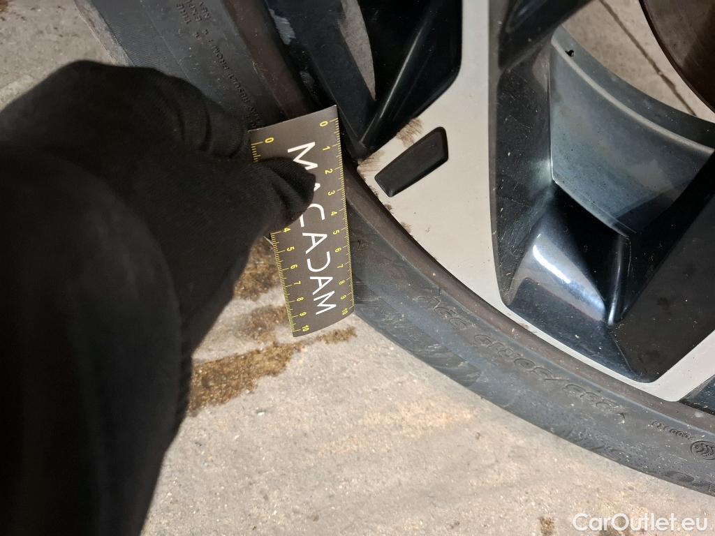  KIA  Sportage KIA  / 2021 / 5P / SUV 1.6 T-GDI 265 PHEV AUTO 4WD GT-L PREM BU #7