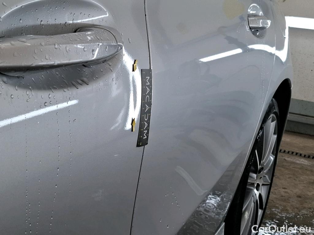  Mercedes  A-Klasse MERCEDES-BENZ Classe A Berline / 2018 / 4P / Berline A 250 e AMG Line 8G-DCT #2