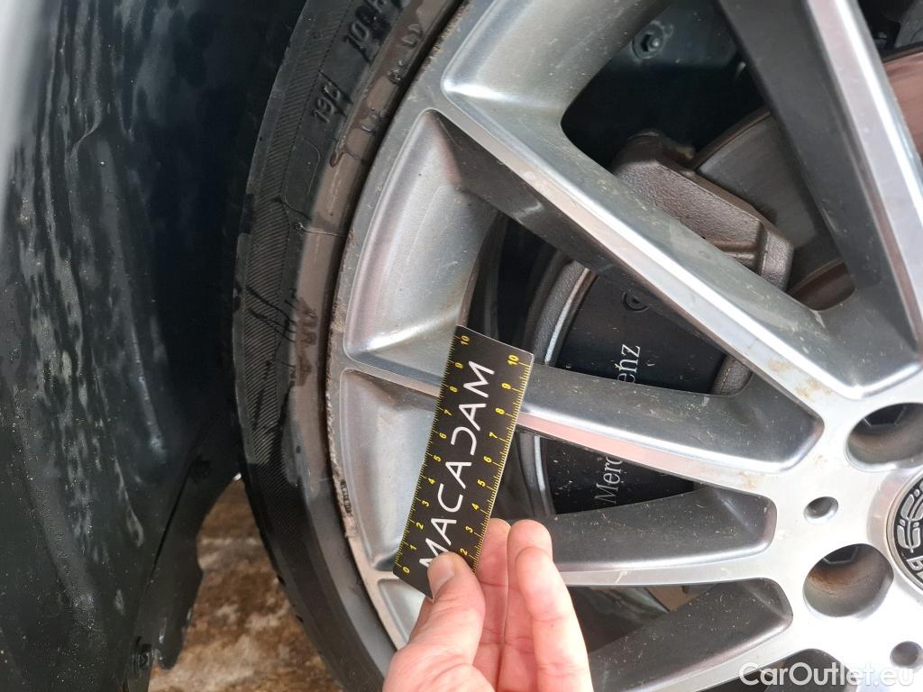  Mercedes  A-Klasse MERCEDES-BENZ Classe A Berline / 2018 / 4P / Berline A 250 e AMG Line 8G-DCT #23