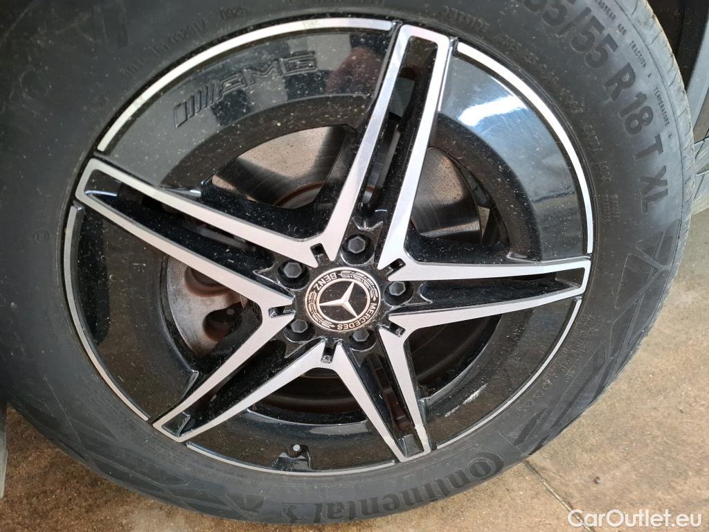  Mercedes  EQA MERCEDES-BENZ  / 2021 / 5P / SUV  250 AMG Line #2