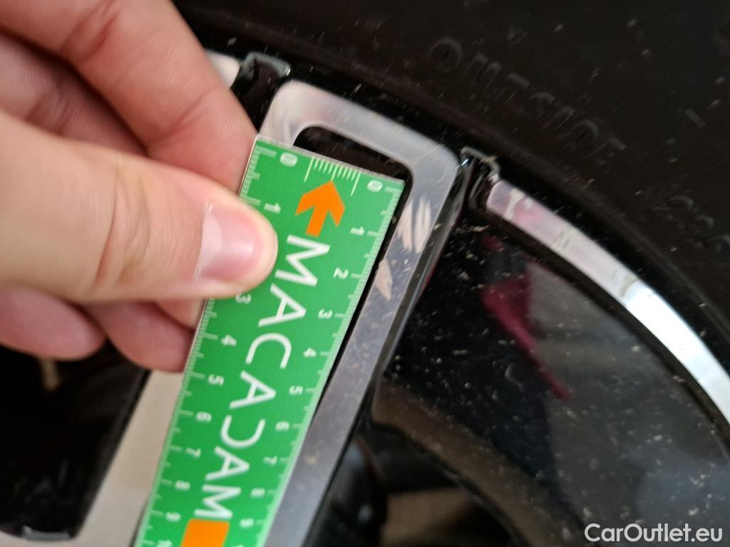  Mercedes  EQA MERCEDES-BENZ  / 2021 / 5P / SUV  250 AMG Line #4