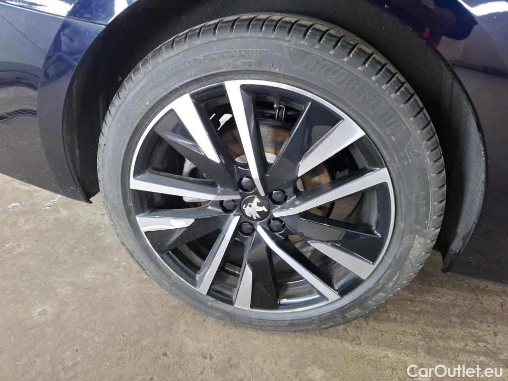  Peugeot  508 PEUGEOT  SW / 2018 / 5P / Break HYBRID 225 E-EAT8 GT #2