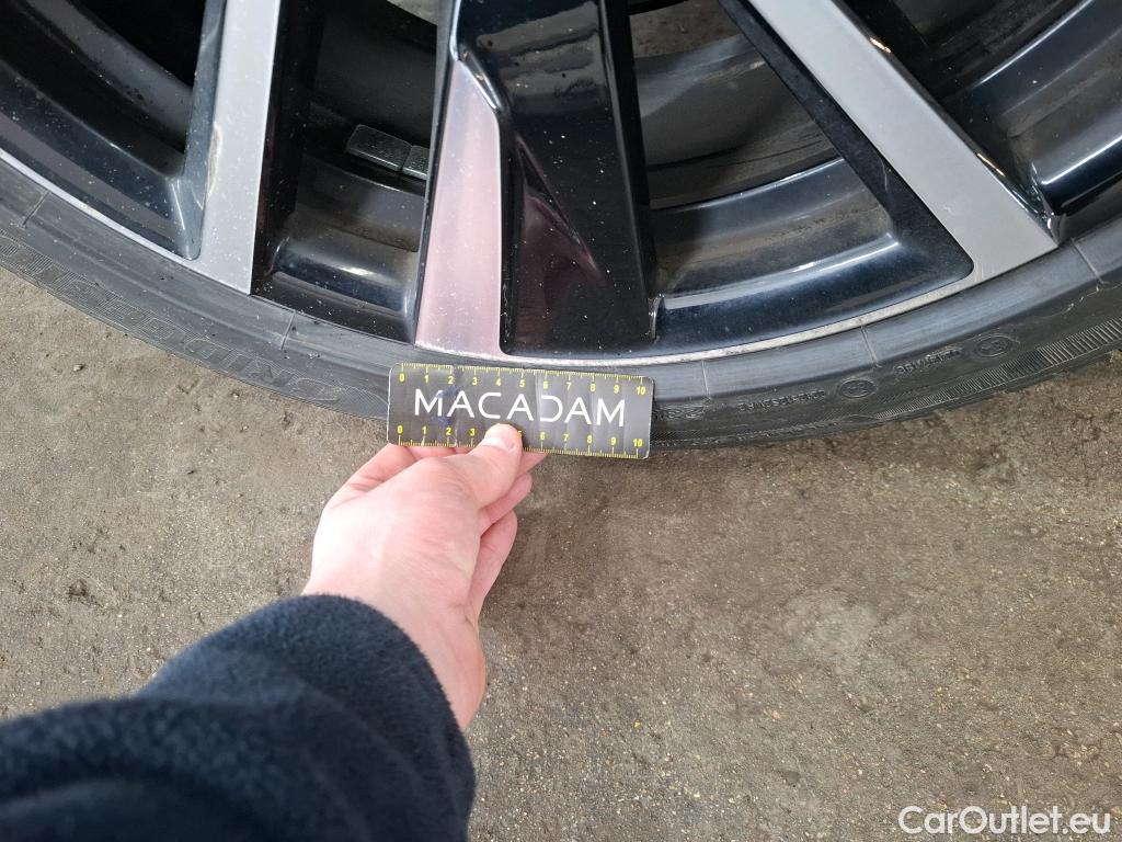  Peugeot  508 PEUGEOT  SW / 2018 / 5P / Break HYBRID 225 E-EAT8 GT #3