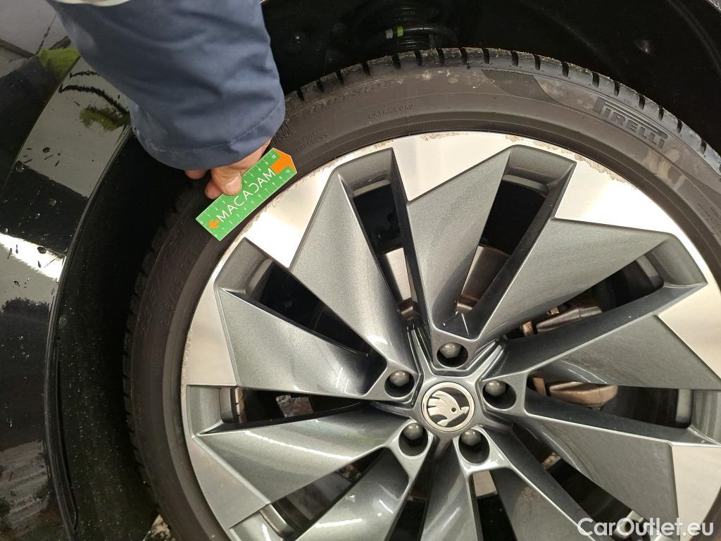  Skoda  ENYAQ SKODA  / 2020 / 5P / SUV iV 80 #4