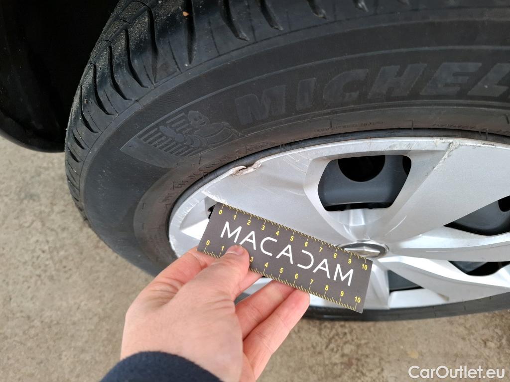  Renault  Zoe  Business 52kWh BVA #25