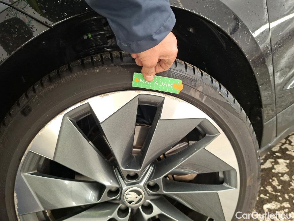  Skoda  ENYAQ SKODA  / 2020 / 5P / SUV iV 80 #2