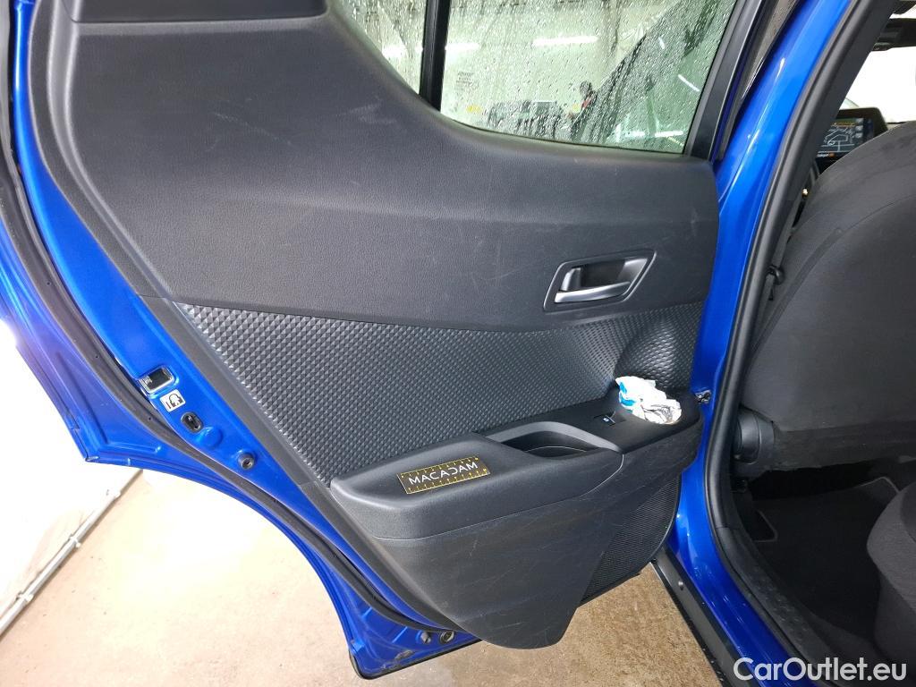  Toyota  C-HR TOYOTA  5p Berline 1.8 HYBRIDE 122 GRAPHIC #1