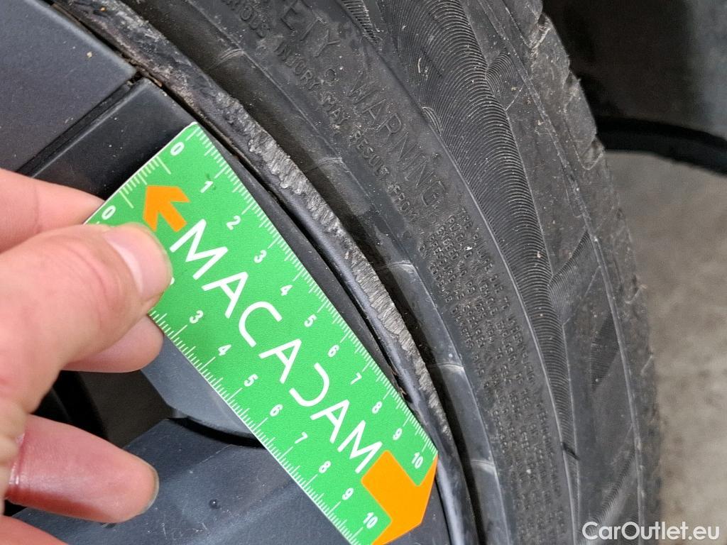  Tesla  Model 3 TESLA  / 2018 / 4P / Berline Grande Autonomie Dual Motor AWD #10