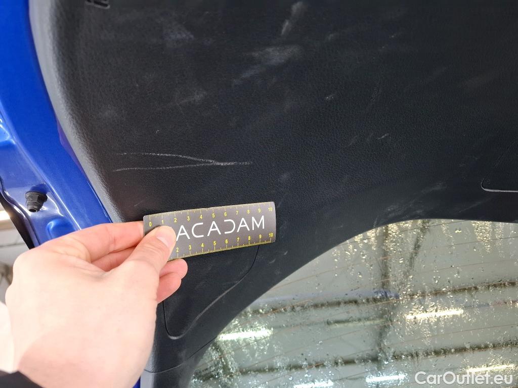  Toyota  C-HR TOYOTA  5p Berline 1.8 HYBRIDE 122 GRAPHIC #8