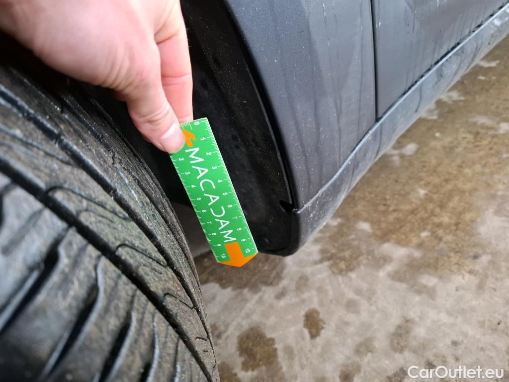  Tesla  Model 3 TESLA  / 2018 / 4P / Berline Grande Autonomie Dual Motor AWD #22