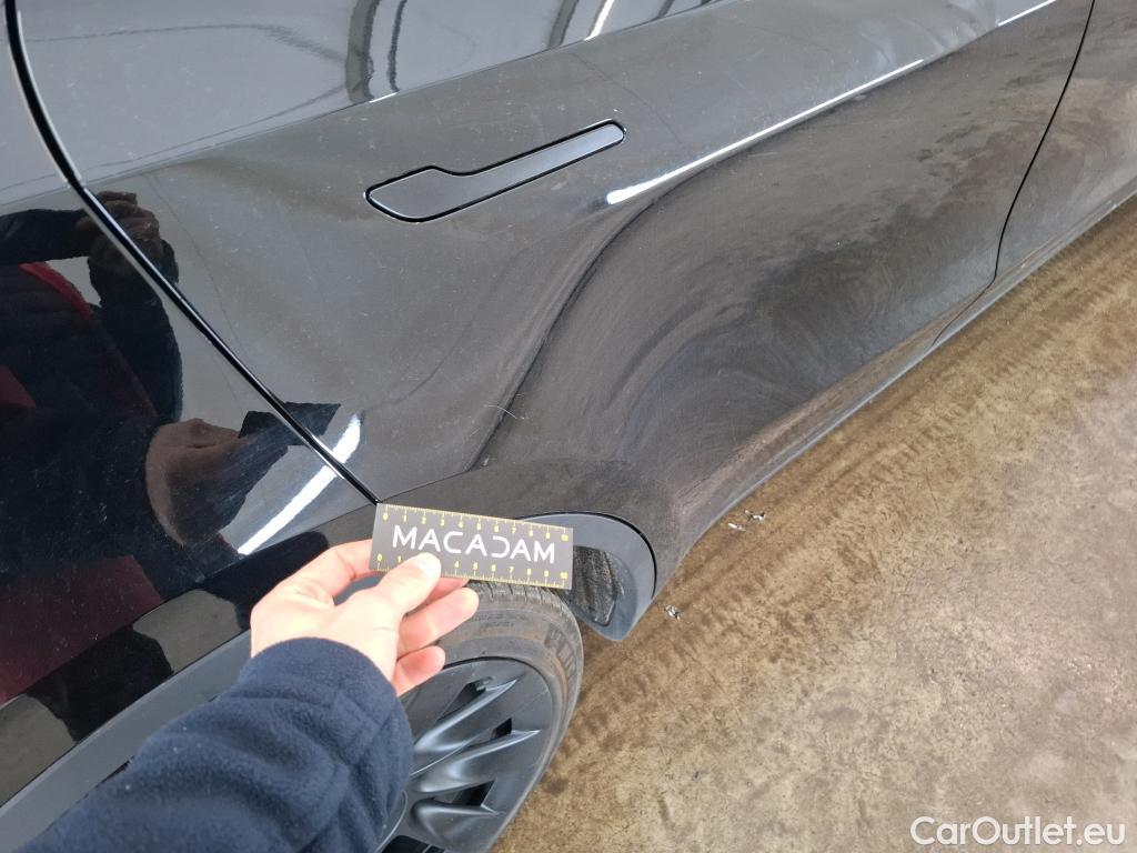  Tesla  Model Y TESLA  / 2020 / 5P / SUV Grande Autonomie RWD #17