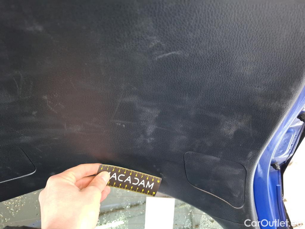  Toyota  C-HR TOYOTA  5p Berline 1.8 HYBRIDE 122 GRAPHIC #12