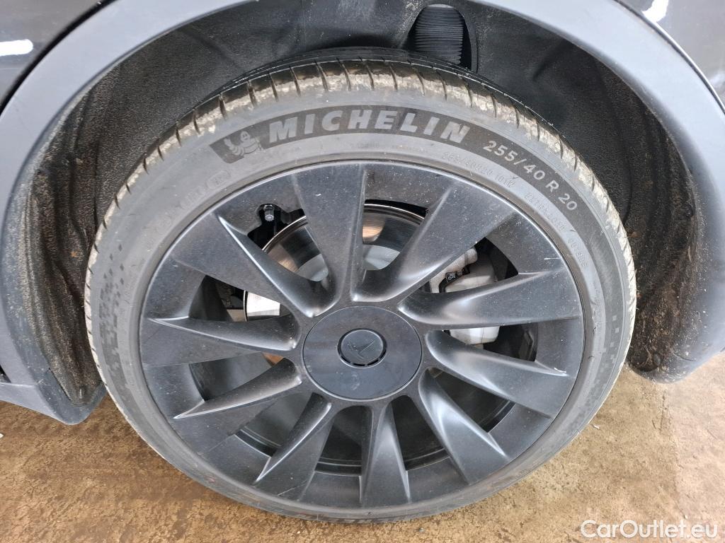  Tesla  Model Y TESLA  / 2020 / 5P / SUV Grande Autonomie RWD #2
