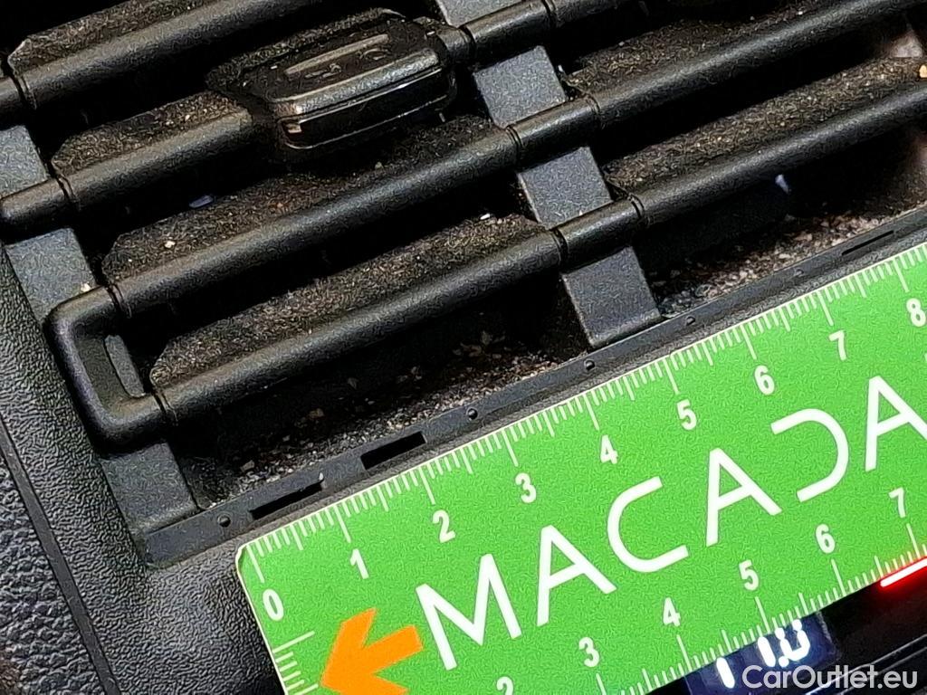  Volkswagen  Golf  VOLKSWAGEN SW / 2020 / 5P / Break 1.5 eTSI OPF 130 DSG7 Life Business #12