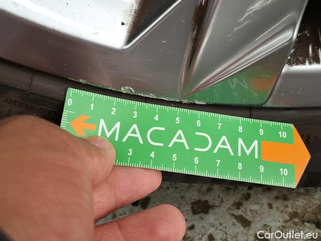  Volkswagen  Tiguan VOLKSWAGEN  / 2020 / 5P / SUV 1.4 eHybrid 245 DSG6 R-Line #13