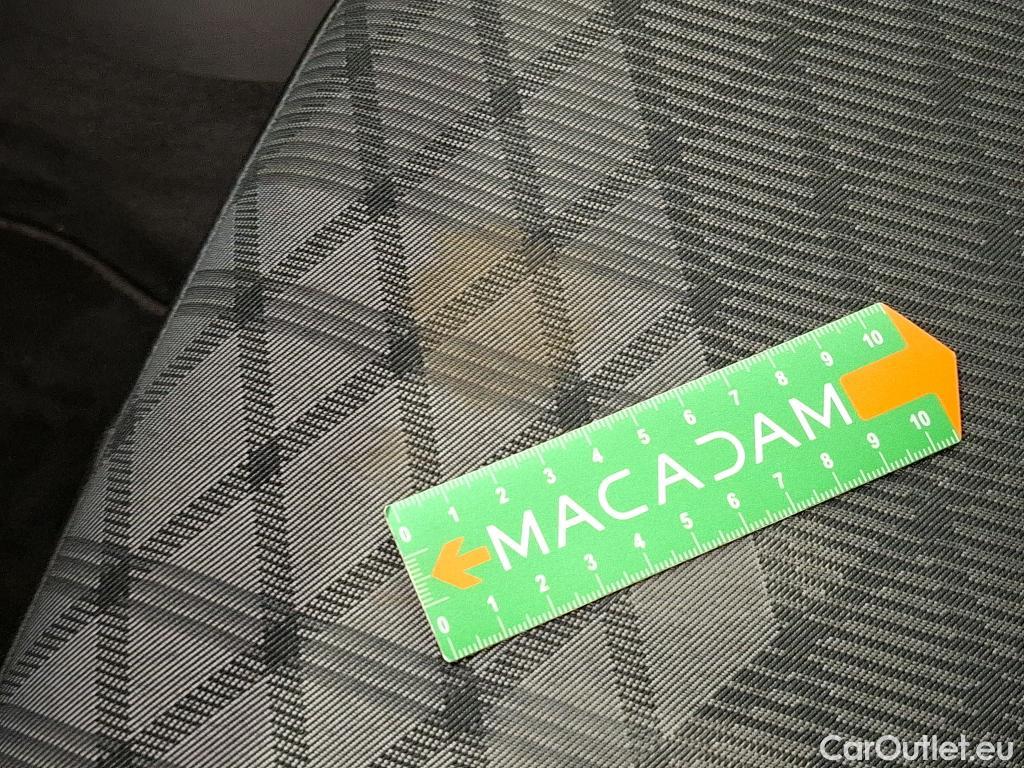  Volkswagen  Tiguan VOLKSWAGEN  / 2020 / 5P / SUV 1.4 eHybrid 245 DSG6 R-Line #34