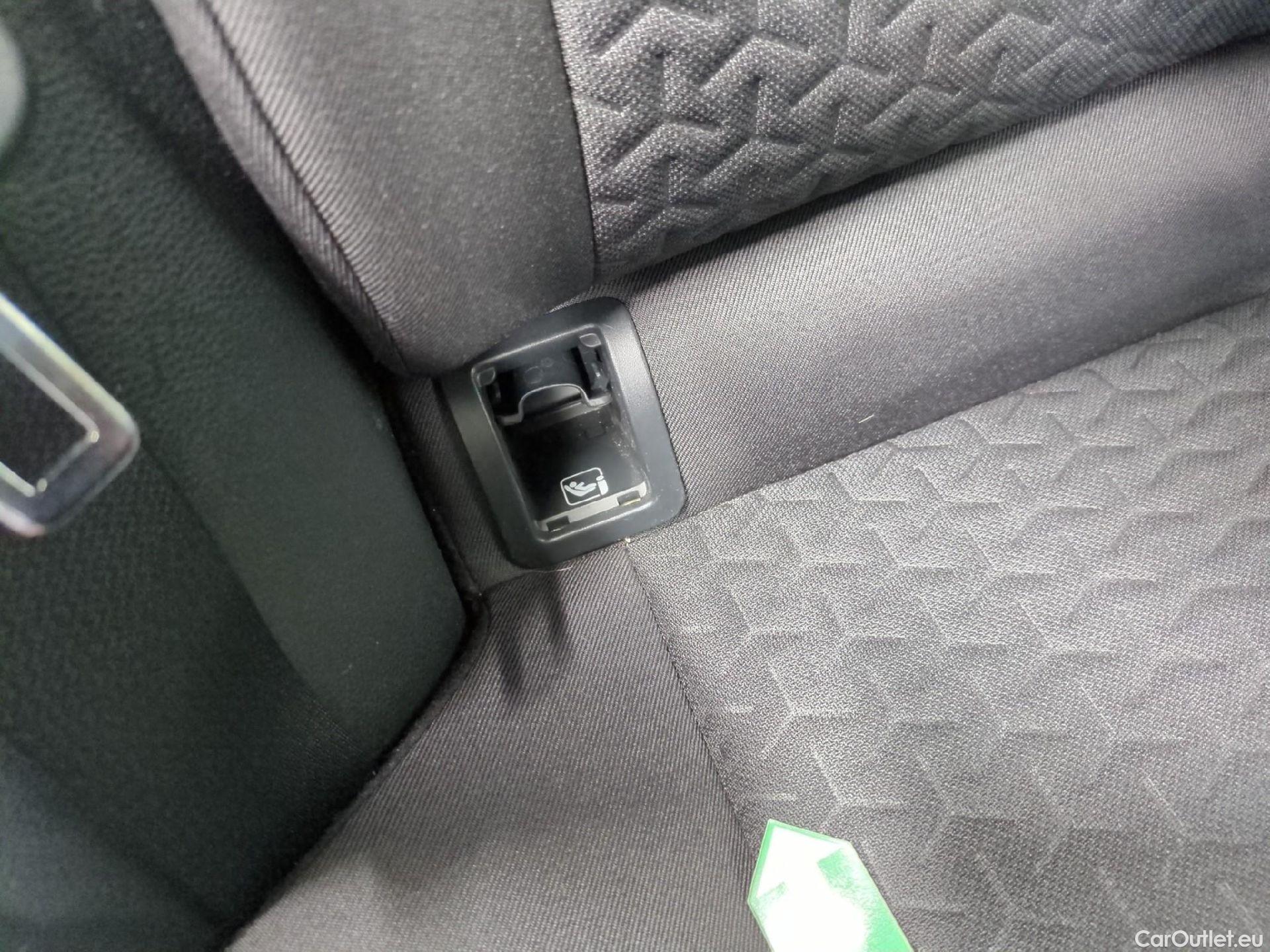  Toyota  Yaris Cross TOYOTA  Hybride / 2021 / 5P / SUV 1.5 HYBRID 116H DESIGN AUTO #10