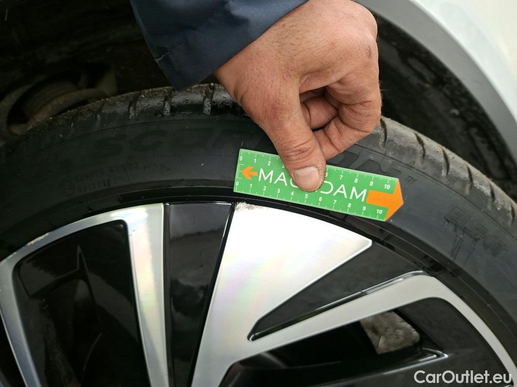  Volkswagen  ID.5  220 kW GTX 4Motion 77kWh BVA #8