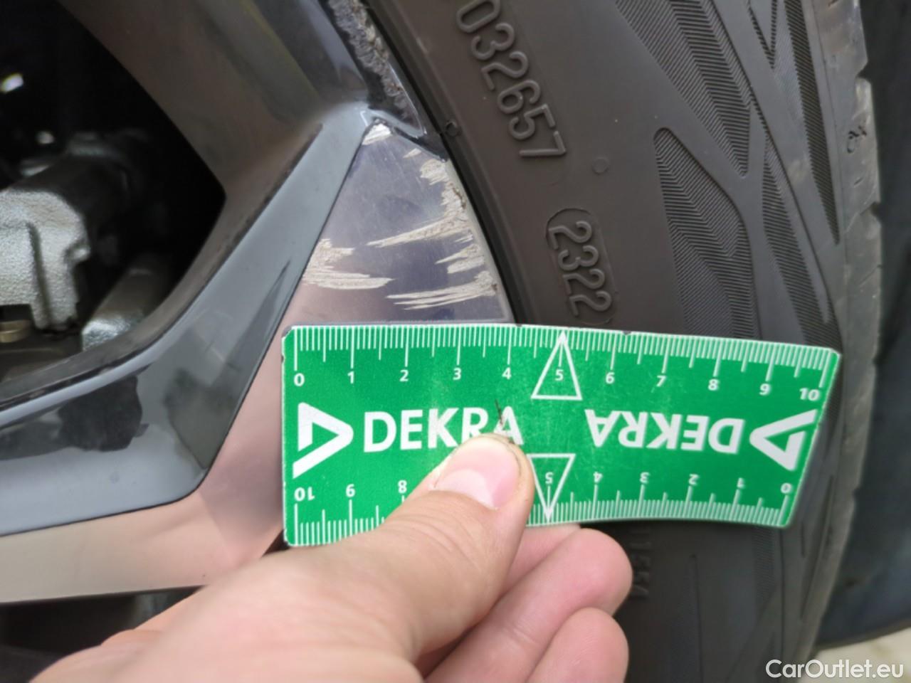  Toyota  Yaris Cross TOYOTA  Hybride / 2021 / 5P / SUV 1.5 HYBRID 116H DESIGN AUTO #5