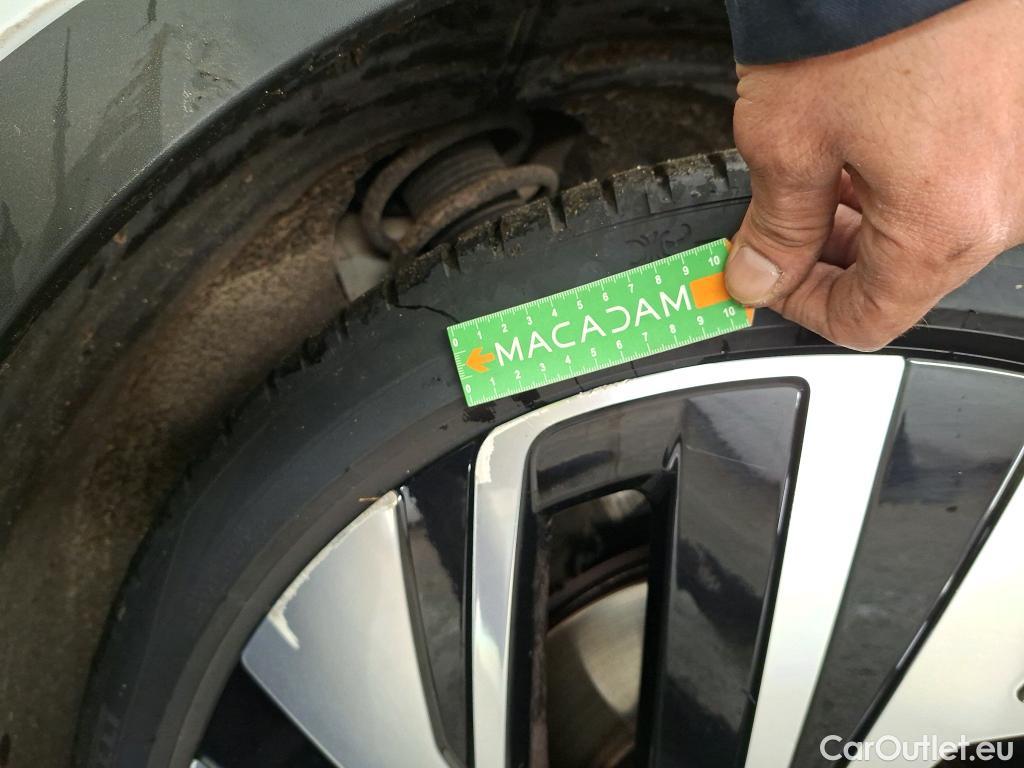  Volkswagen  ID.5  220 kW GTX 4Motion 77kWh BVA #7