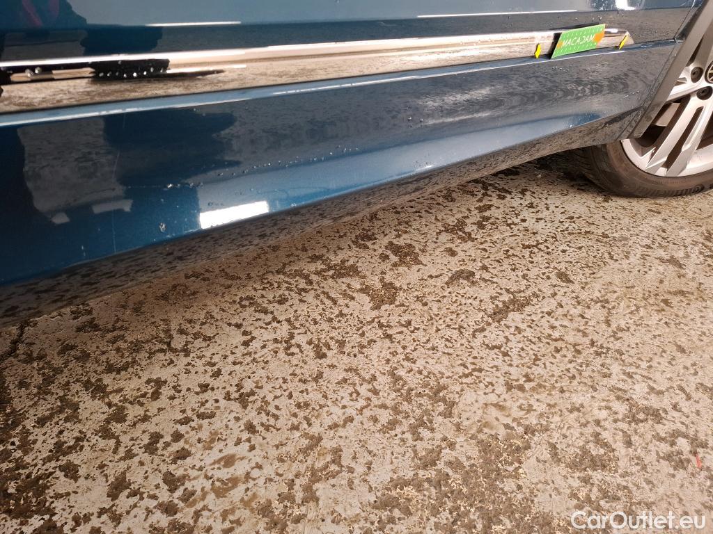  Volkswagen  Tiguan VOLKSWAGEN  / 2020 / 5P / SUV 1.4 eHybrid 245 DSG6 R-Line #38