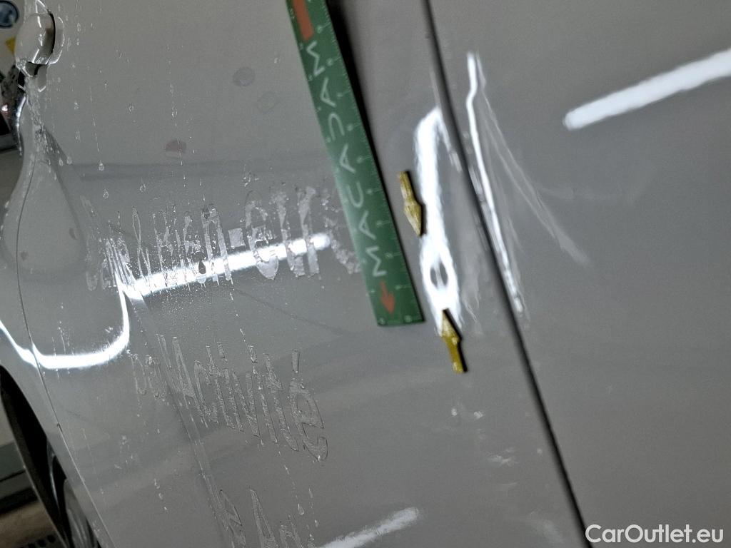  Toyota  Yaris TOYOTA  Hybride / 2019 / 5P / Berline Hybride 116h France Business Stage Acad #34