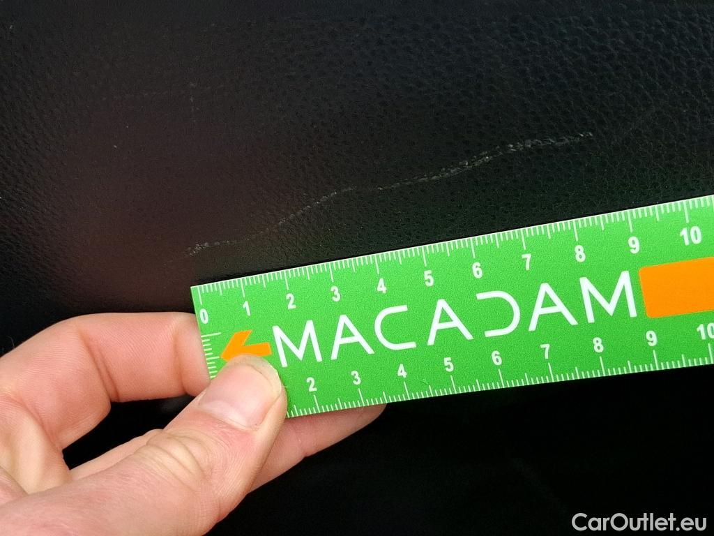  Toyota  Yaris TOYOTA  Hybride / 2019 / 5P / Berline Hybride 116h France Business Stage Acad #25