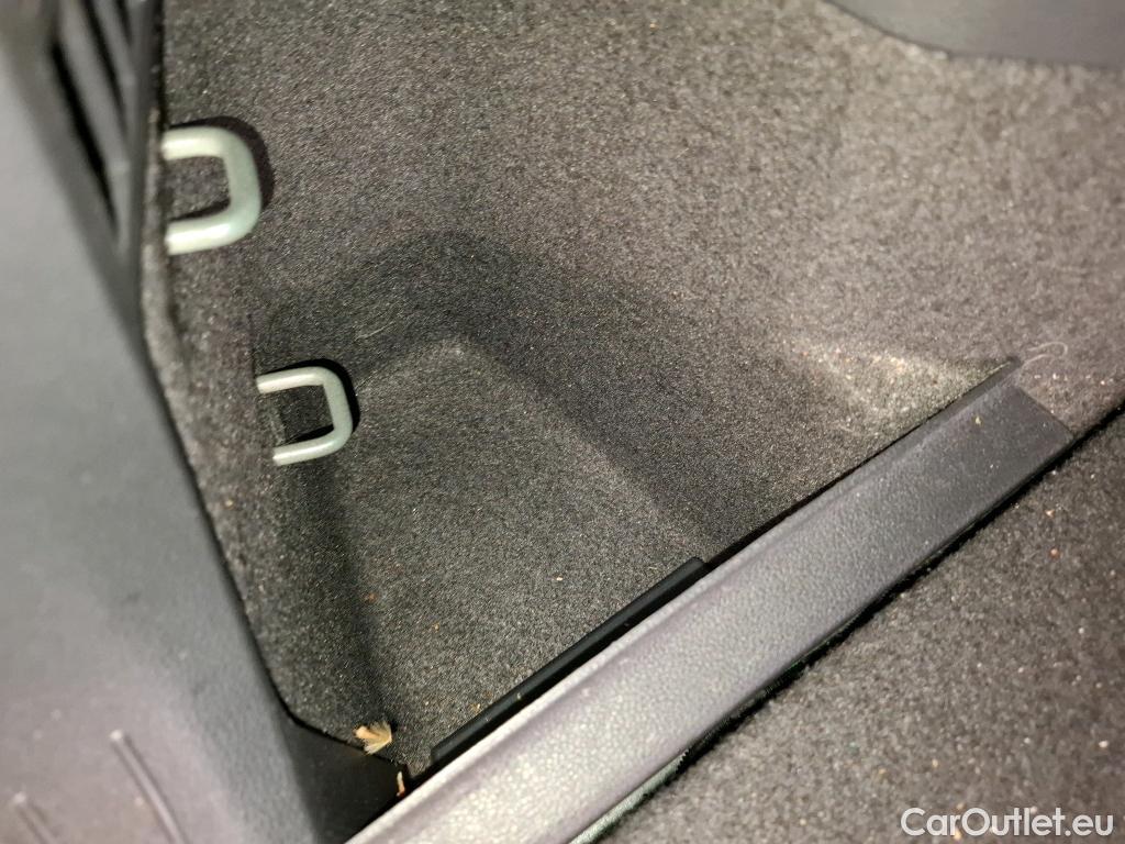  Volkswagen  Tiguan VOLKSWAGEN  / 2020 / 5P / SUV 1.4 eHybrid 245 DSG6 R-Line #21