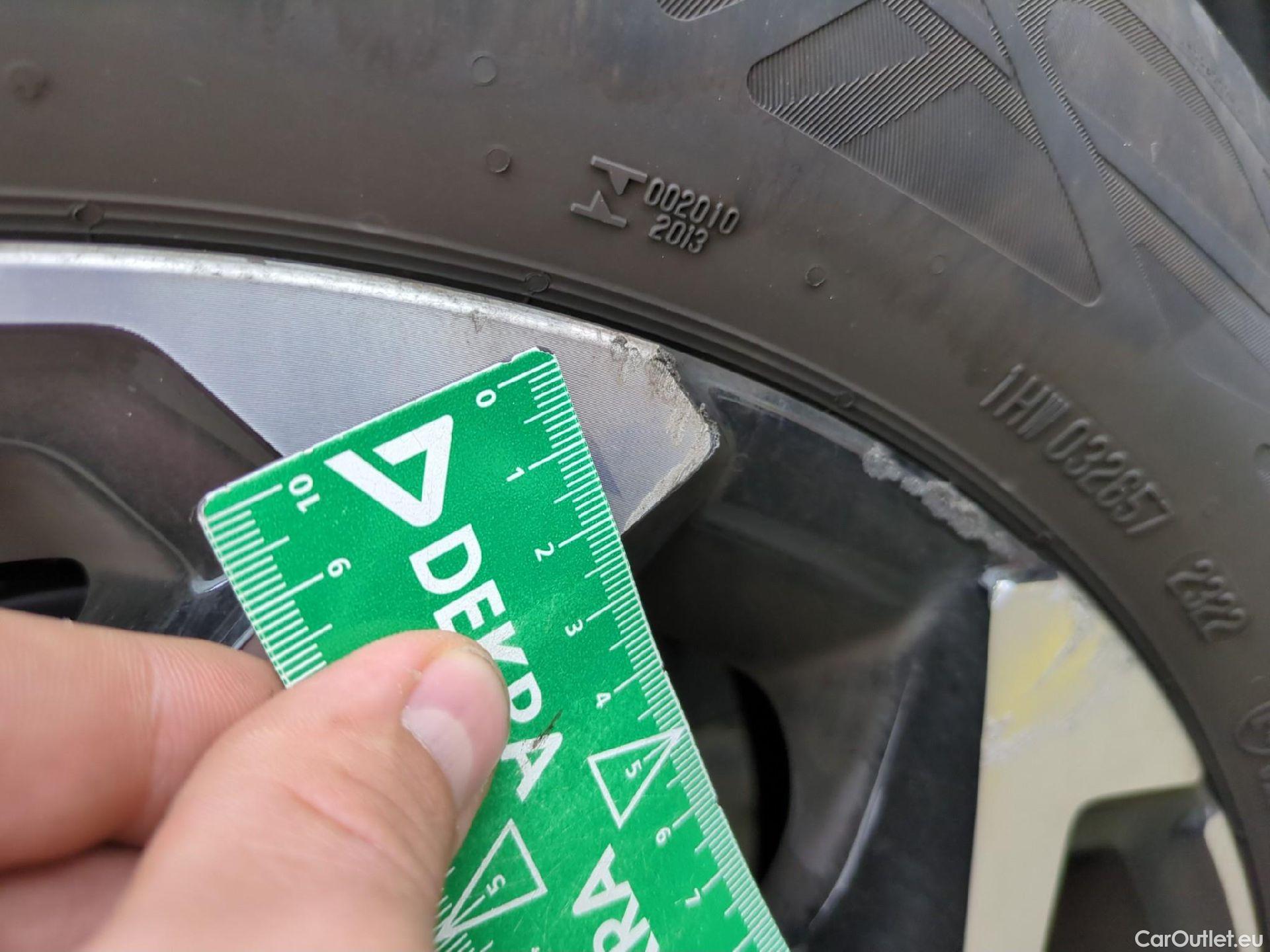  Toyota  Yaris Cross TOYOTA  Hybride / 2021 / 5P / SUV 1.5 HYBRID 116H DESIGN AUTO #1