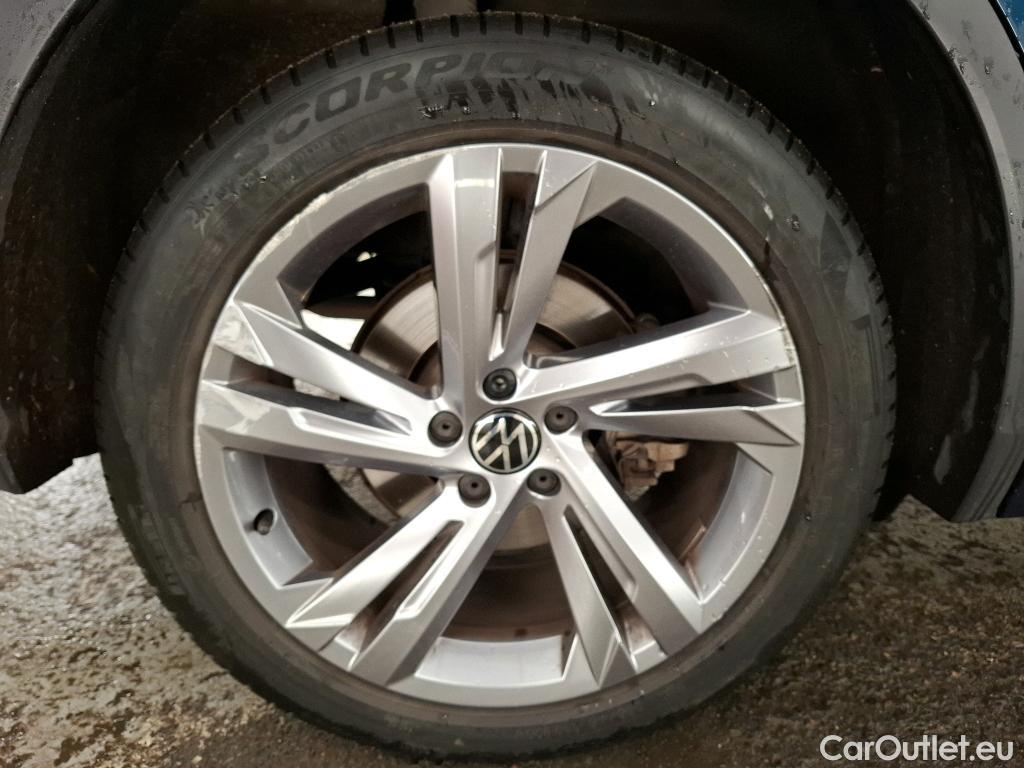  Volkswagen  Tiguan VOLKSWAGEN  / 2020 / 5P / SUV 1.4 eHybrid 245 DSG6 R-Line #23