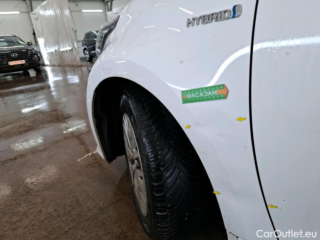  Toyota  Yaris TOYOTA  Hybride / 2019 / 5P / Berline Hybride 116h France Business Stage Acad #9