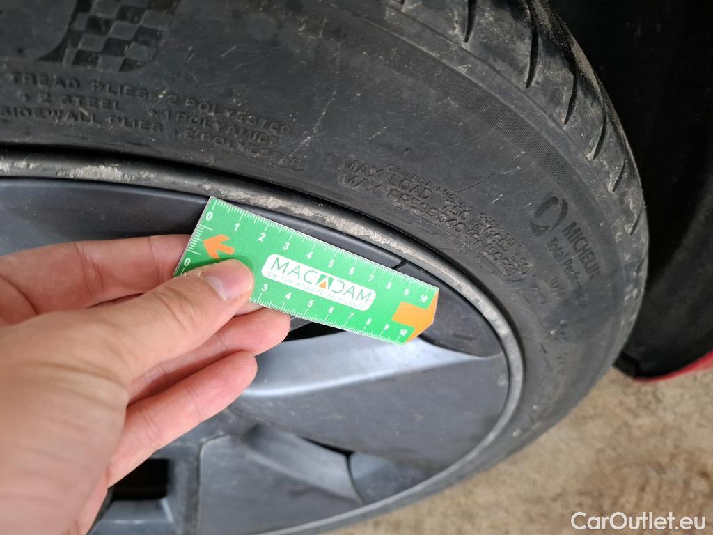  Tesla  Model 3 TESLA   2018 4P  Berline Grande Autonomie #35