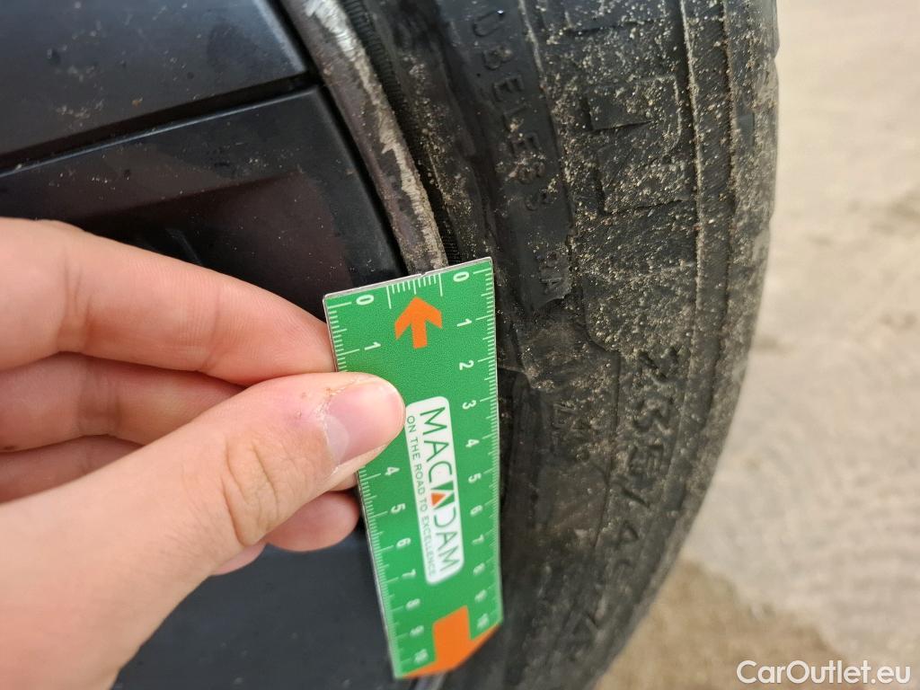  Tesla  Model 3 TESLA   2018 4P  Berline Grande Autonomie #17