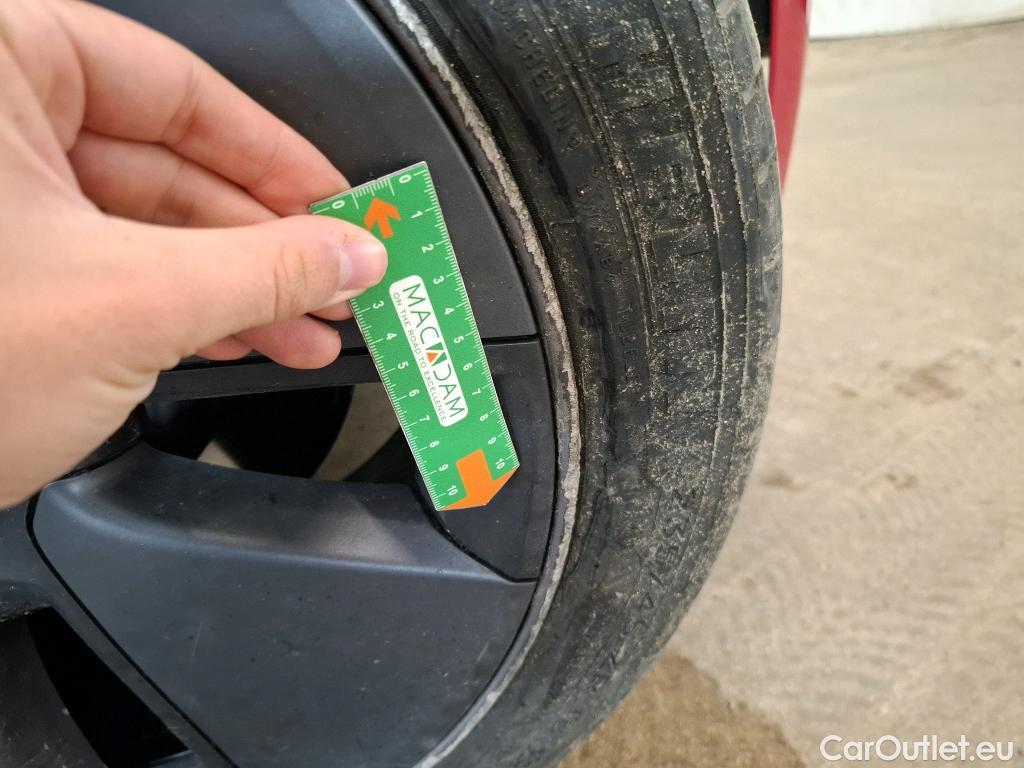  Tesla  Model 3 TESLA   2018 4P  Berline Grande Autonomie #40