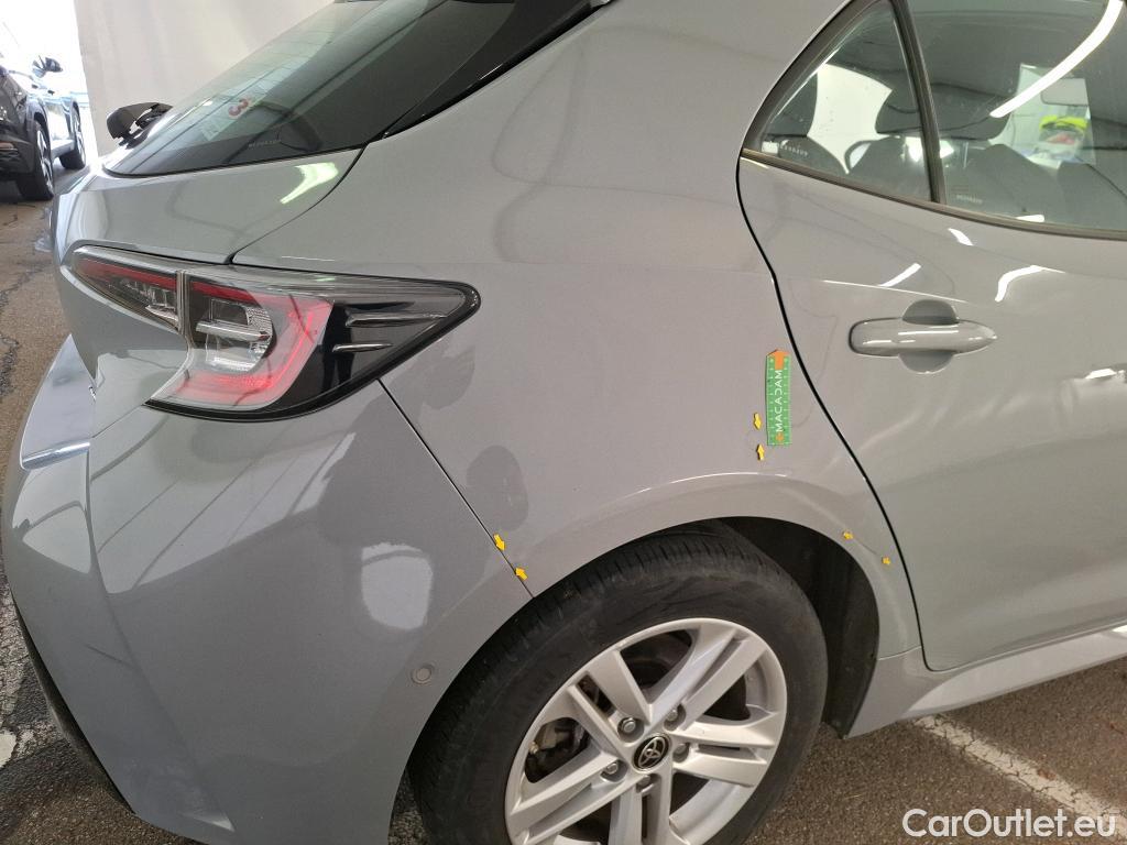  Toyota  Corolla TOYOTA  / 2018 / 5P / Berline Hybride 122h Dynamic Business Beyond Zer #11