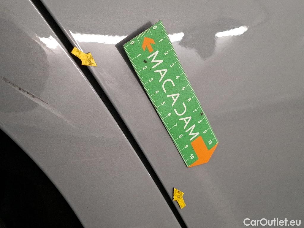  Toyota  Corolla TOYOTA  / 2018 / 5P / Berline Hybride 122h Dynamic Business Beyond Zer #21