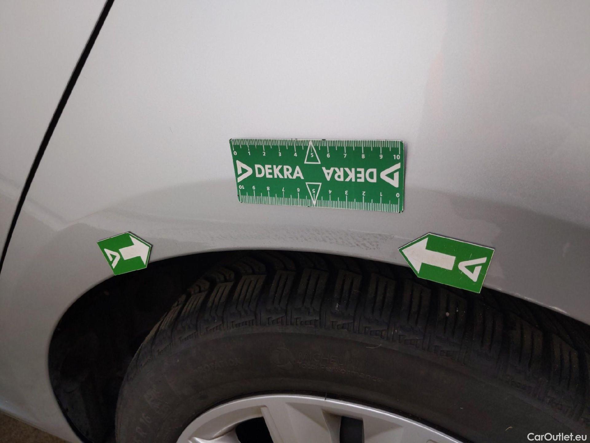  Renault  Megane  IV Berline 5 ptes. Business 1.5 dCi 115CV BVA7 E6d #17