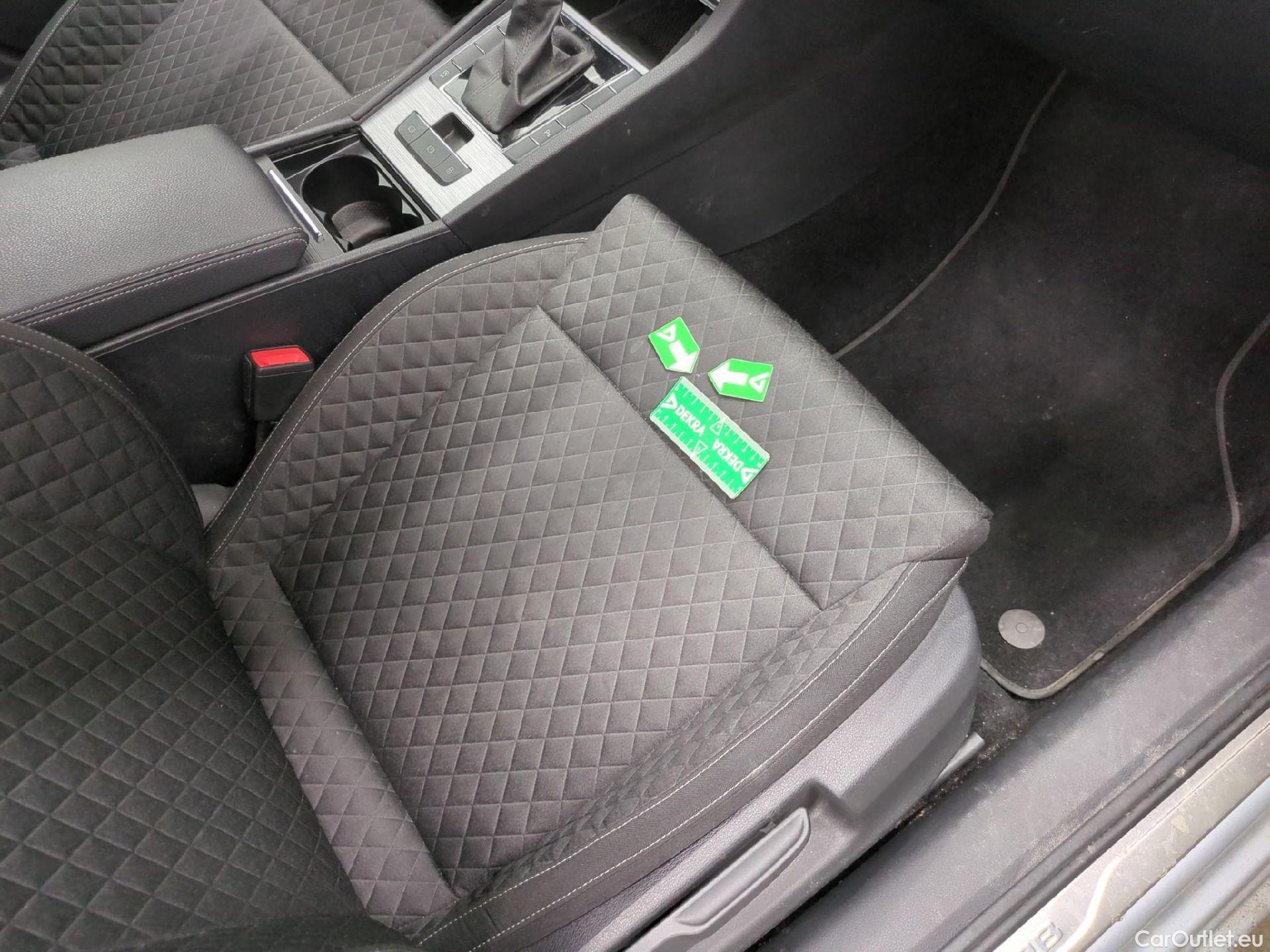  Skoda  Superb  Break Business 2.0 TDI 150CV BVA7 E6d #25