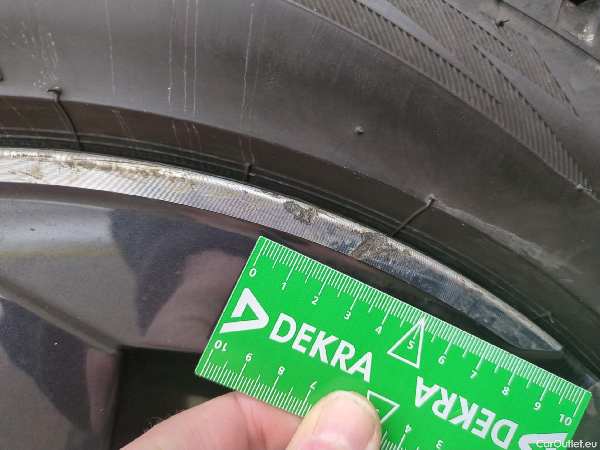  Nissan  Qashqai NISSAN  / 2021 / 5P / Crossover 1.3 MHEV 158ch Xtronic N-Style(SP) #10