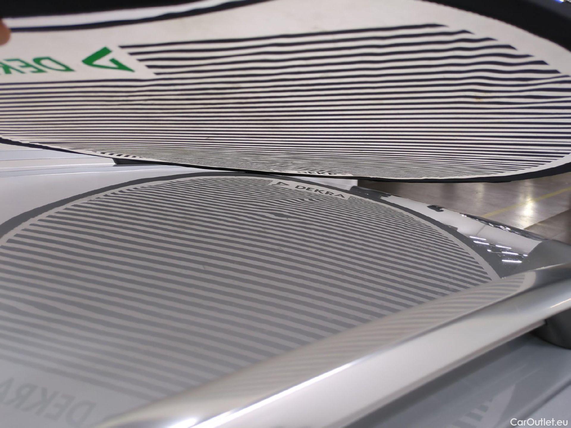  Skoda  Superb  Break Business 2.0 TDI 150CV BVA7 E6d #23